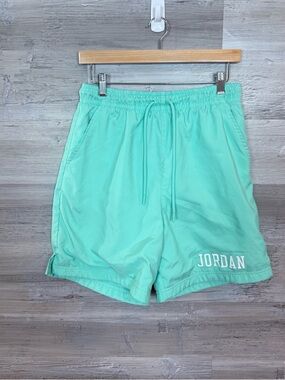 Jordan Essentials Mesh Lined Shorts Mint Green Enamel Green Men's Medium